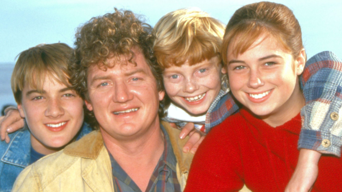 Here's what the actors who played Bronson on Round The Twist look
