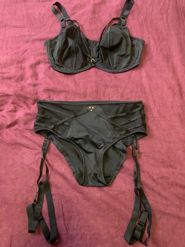 Help me find these matching panties to this set! : r/findfashion