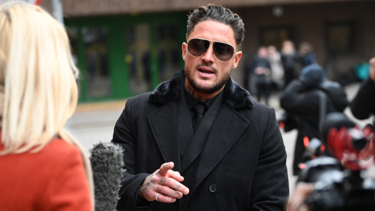 1200px x 675px - Stephen Bear Ordered To Pay $400k For Sharing Revenge Porn